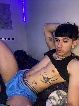 wil hot online show from 01-10-26, 03:41