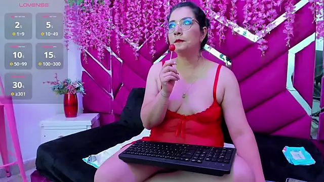 Alexa Sanz online show from 04-09-26, 07:52