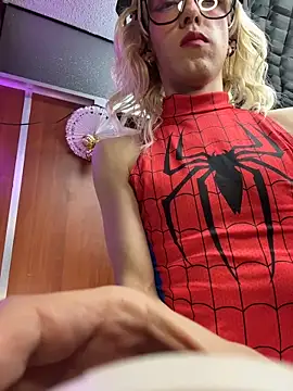 Snapshot of Asami_y chatting on 12-20-25, 04:19 Asami y online show from 12-20-25, 04:19