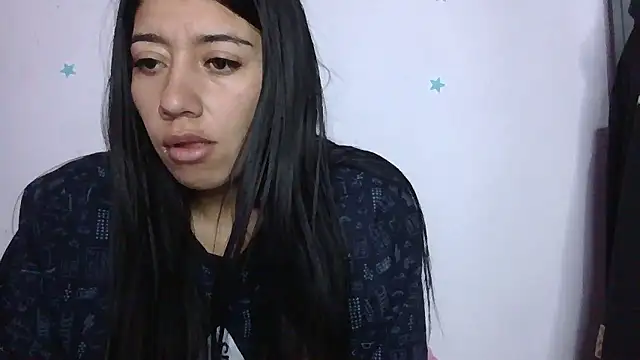 Snapshot of TaylorLove- chatting on 01-07-26, 11:01 TaylorLove- online show from 01-07-26, 11:01