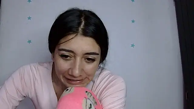 Snapshot of TaylorLove- chatting on 01-09-26, 12:57 TaylorLove- online show from 01-09-26, 12:57