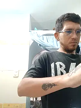 Snapshot of macarywillm chatting on 03-23-26, 05:06 macarywillm online show from 03-23-26, 05:06