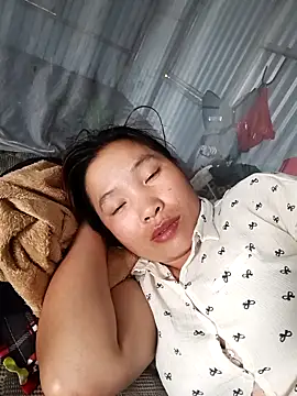 Evelyn-n online show from 04-01-26, 05:08