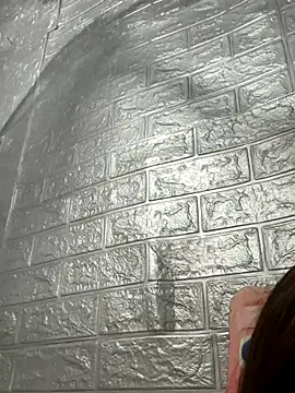 Cheerful-girl online show from 12-22-25, 05:43