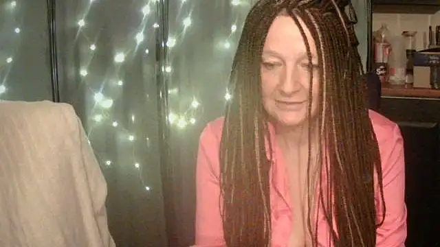 pixxiexo online show from 01-06-26, 01:42