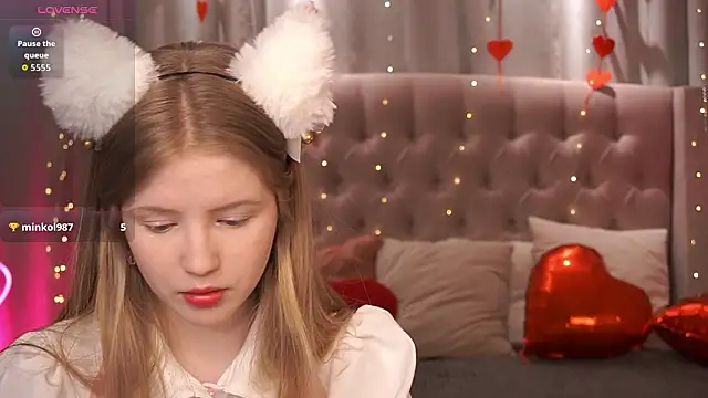 LilianHoward online show from 02-15-26, 12:25