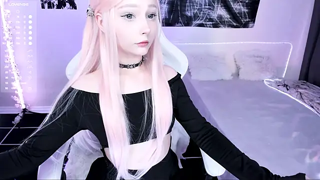 lyric4 online show from 12-17-25, 05:35