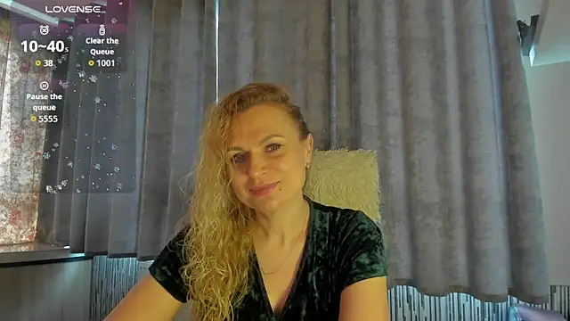 LanaLight x online show from 05-22-26, 04:08