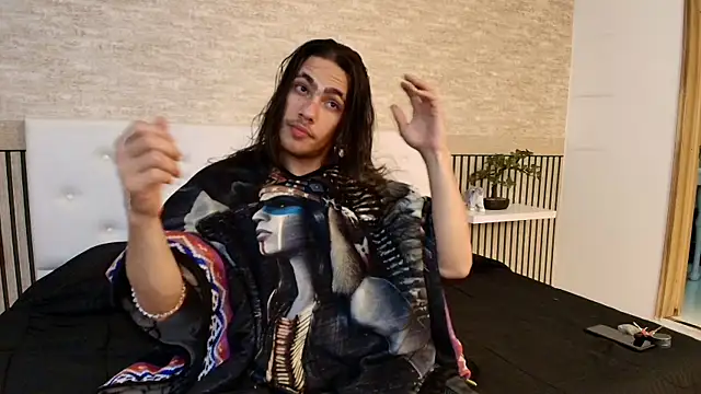 PatrickS25 online show from 12-19-25, 03:57