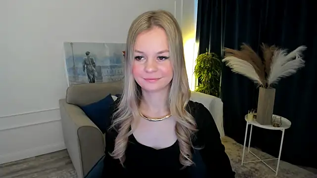 Snapshot of MidnighteAura chatting on 04-21-26, 03:57 MidnighteAura online show from 04-21-26, 03:57