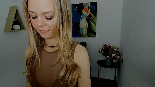 Snapshot of MidnighteAura chatting on 05-11-26, 02:56 MidnighteAura online show from 05-11-26, 02:56
