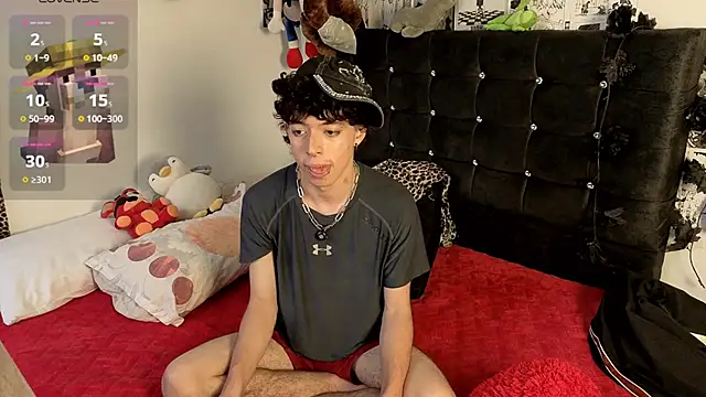 Otter Starr online show from 04-08-26, 01:22