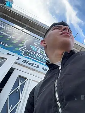 Johan stick online show from 01-17-26, 04:11