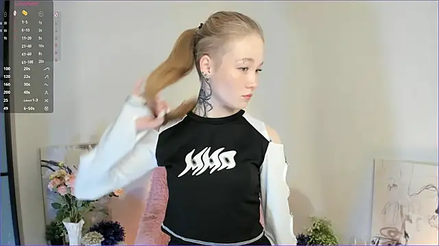 MaireLanda online show from 01-18-26, 04:05