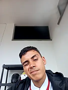 totoro 239 online show from 03-21-26, 07:17