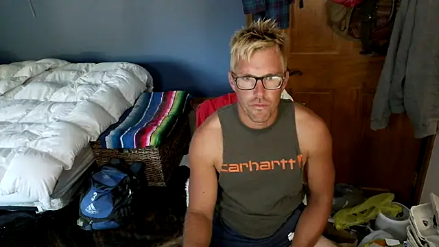 Snapshot of SpunRedneck chatting on 07-15-26, 12:38 SpunRedneck online show from 07-15-26, 12:38