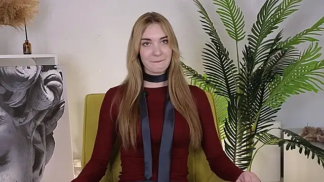 Snapshot of KarmaDowless chatting on 12-02-25, 03:40 KarmaDowless online show from 12-02-25, 03:40