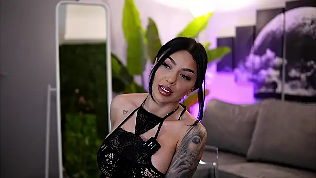 Ivy Trix online show from 03-19-26, 07:07