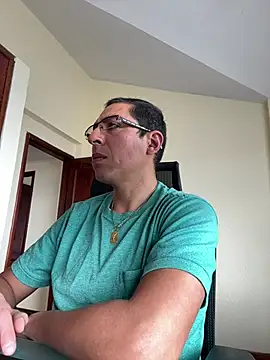 Tu Principe Azul36 online show from 06-05-26, 02:12