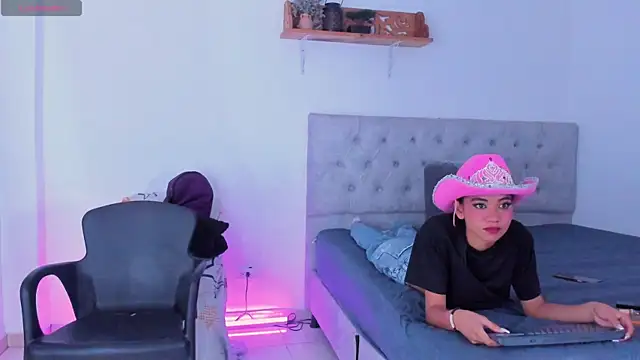 sara marin18 online show from 07-12-26, 03:08