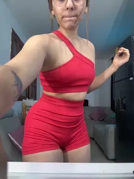 Snapshot of MollyZanderbond chatting on 12-02-25, 09:43 MollyZanderbond online show from 12-02-25, 09:43