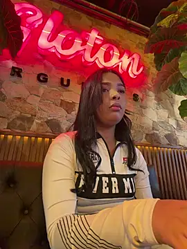 MIAROGGERSS online show from 12-20-25, 12:51