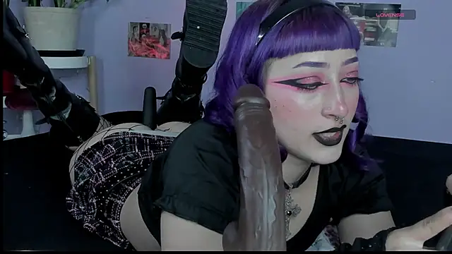 blueberry       online show from 06-30-26, 04:13