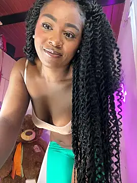 Cynthia es online show from 12-22-25, 04:59