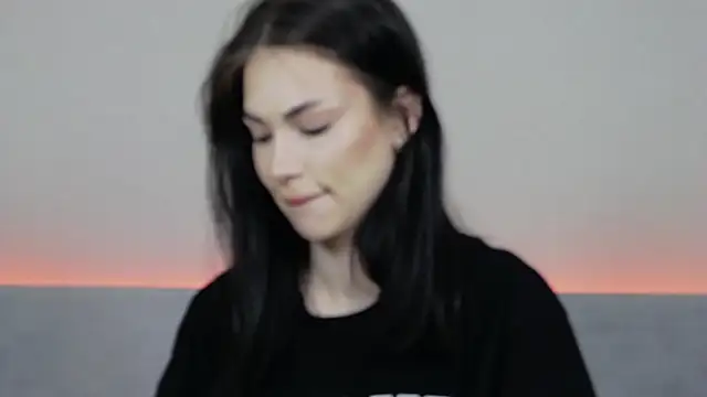 RachaelMils online show from 02-07-26, 03:54