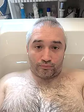 Olomoucak1982 online show from 04-12-26, 01:16