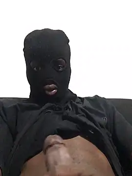 Snapshot of Pound5King chatting on 04-03-26, 09:07 Pound5King online show from 04-03-26, 09:07