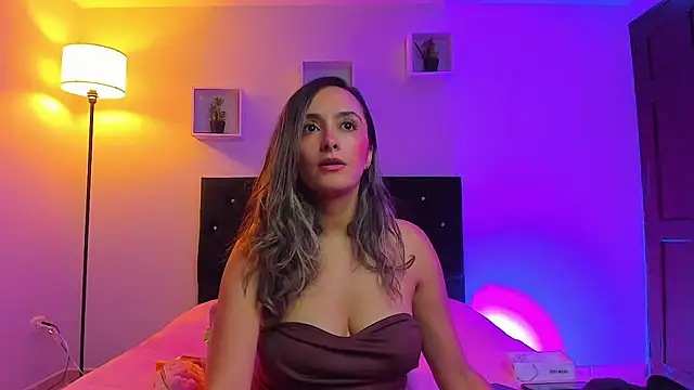 Victoria Rose  online show from 04-01-26, 03:51