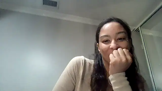 Snapshot of lokitabby5150 chatting on 12-05-25, 05:31 lokitabby5150 online show from 12-05-25, 05:31