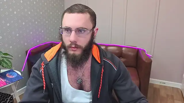 Snapshot of Ant_Power chatting on 12-20-25, 05:31 Ant Power online show from 12-20-25, 05:31