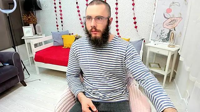 Snapshot of Ant_Power chatting on 02-14-26, 06:15 Ant Power online show from 02-14-26, 06:15