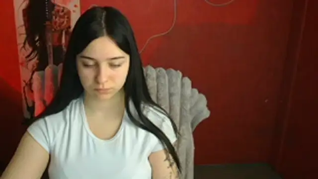 Snapshot of Lilu_May chatting on 04-24-26, 11:12 Lilu May online show from 04-24-26, 11:12