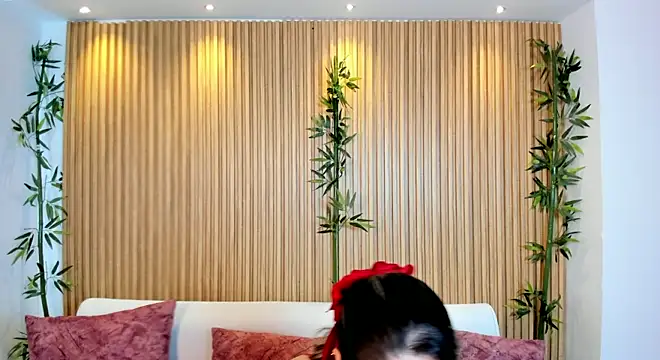 Snapshot of TiffanyHoustton chatting on 05-25-26, 12:11 TiffanyHoustton online show from 05-25-26, 12:11