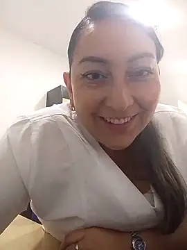 Valeria montana  online show from 01-14-26, 12:44