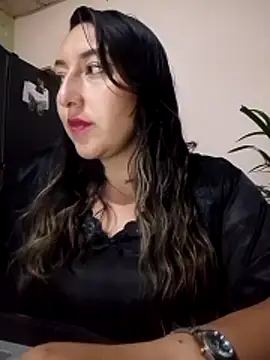 Valeria montana  online show from 04-17-26, 12:02