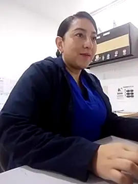 Snapshot of Valeria_montana_ chatting on 05-22-26, 11:38 Valeria montana online show from 05-22-26, 11:38