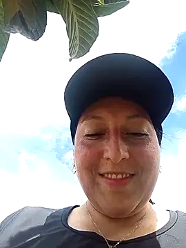 Snapshot of Valeria_montana_ chatting on 06-06-26, 04:01 Valeria montana online show from 06-06-26, 04:01