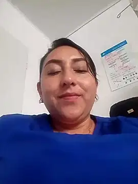 Snapshot of Valeria_montana_ chatting on 06-07-26, 10:02 Valeria montana online show from 06-07-26, 10:02