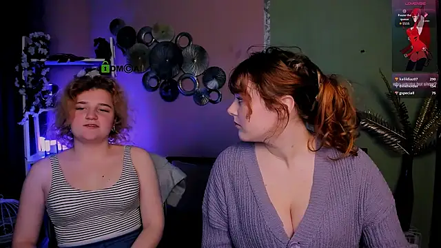 Snapshot of lolli_popsi chatting on 12-17-25, 08:26 lolli popsi online show from 12-17-25, 08:26