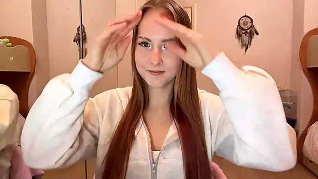 Snapshot of velvetmary chatting on 12-14-25, 06:08 velvetmary online show from 12-14-25, 06:08