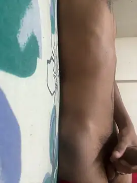 Snapshot of 69-john-61 chatting on 12-19-25, 07:15 69-john-61 online show from 12-19-25, 07:15