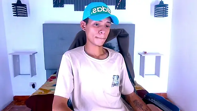 Axel Marcu online show from 12-14-25, 05:51