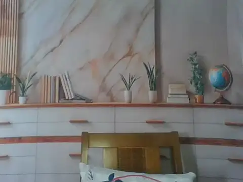 Snapshot of Luna-Hot0802 chatting on 12-22-25, 12:57 Luna-Hot0802 online show from 12-22-25, 12:57