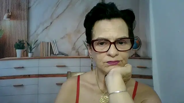 Snapshot of Luna-Hot0802 chatting on 03-01-26, 12:07 Luna-Hot0802 online show from 03-01-26, 12:07