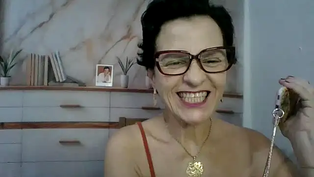 Luna-Hot0802 online show from 03-26-26, 02:00