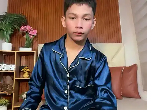 TheBoyAboveYou online show from 02-23-26, 03:53